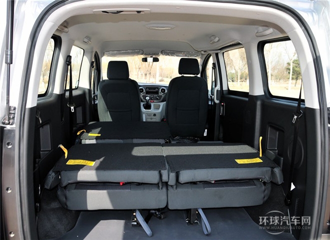 2015款 1.6L 豪华型