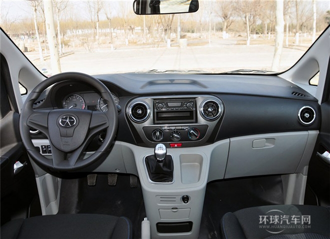 2015款 1.6L 豪华型