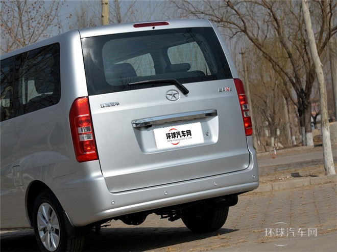 2015款 1.6L 豪华型