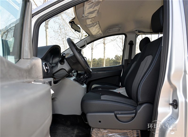 2015款 1.6L 豪华智能型
