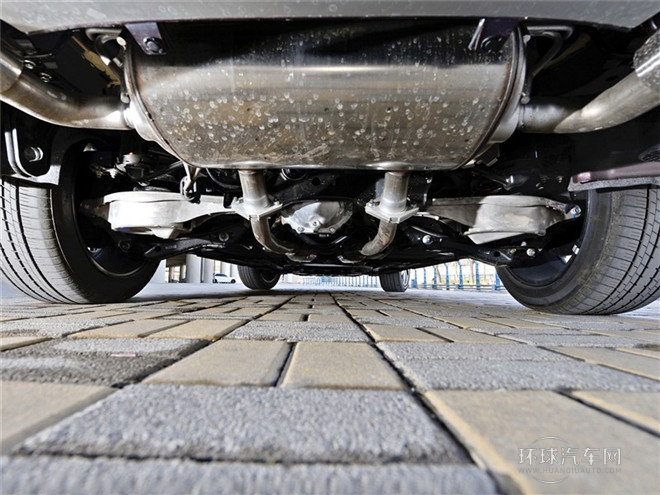 2015款 2.5L 悦享版