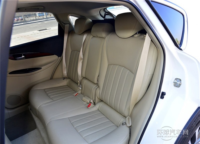 2015款 2.5L 悦享版