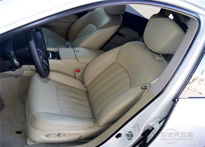 2015款 2.5L 悦享版