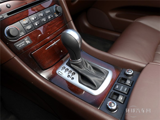 2015款 2.5L 悦享版