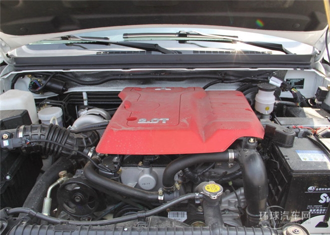 2015款 探索版 2.0T 柴油4X2豪华型