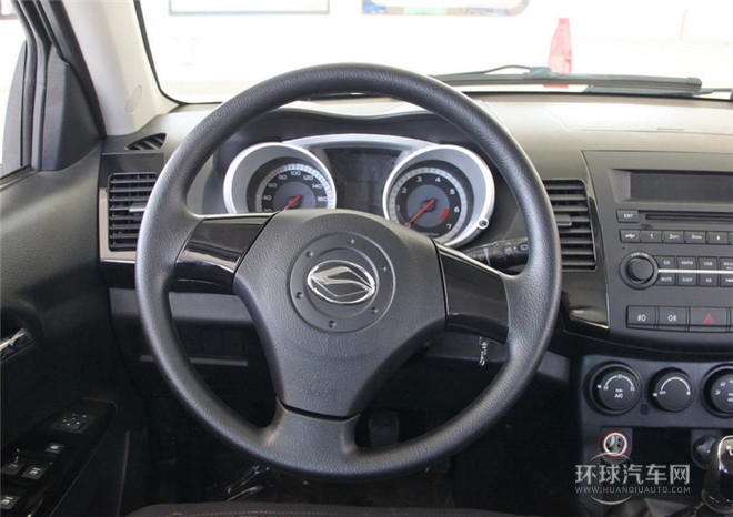2015款 探索版 2.0T 柴油4X2豪华型