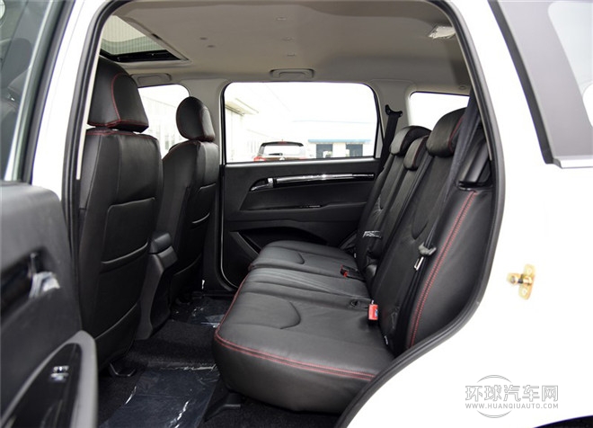 2015款 探索版 2.0T 汽油4X2超豪华型