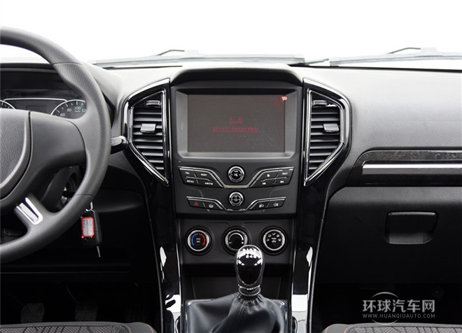 2015款 探索版 2.0T 汽油4X2豪华型
