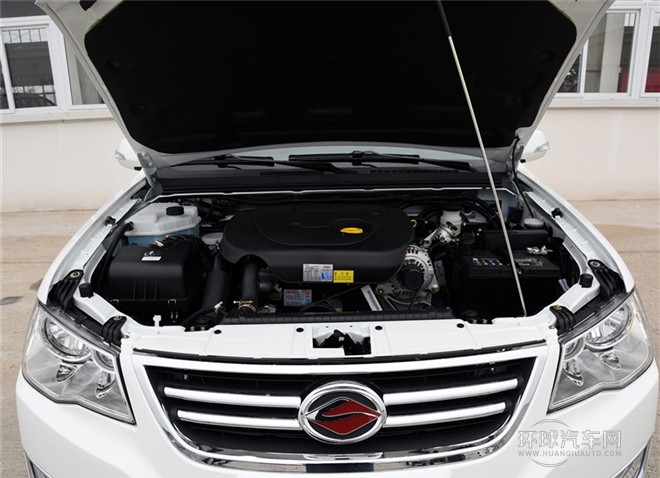 2015款 探索版 2.0T 汽油4X4超豪华型