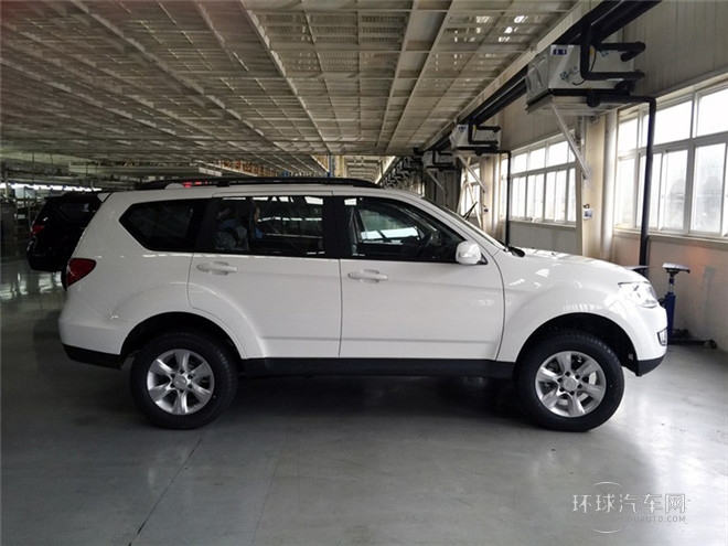 2015款 探索版 2.0T 汽油4X4超豪华型