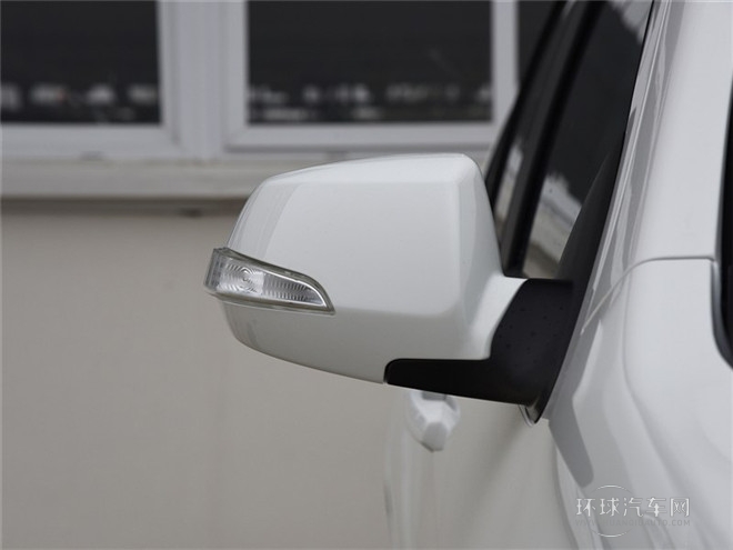 2015款 探索版 2.0T 汽油4X4豪华型