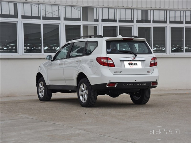 2015款 探索版 2.0T 汽油4X4豪华型