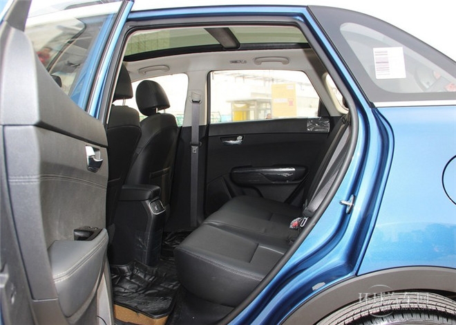 2015款 1.6L 手动两驱GL