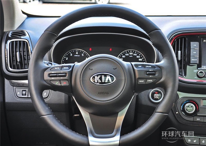 2015款 1.6L 手动两驱GLS