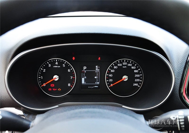 2015款 1.6L 手动两驱GLS