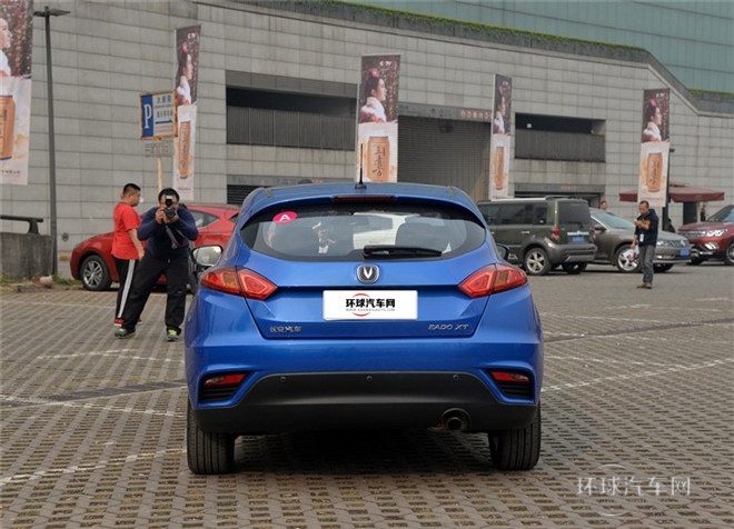 2015款 1.5T 自动炫酷型