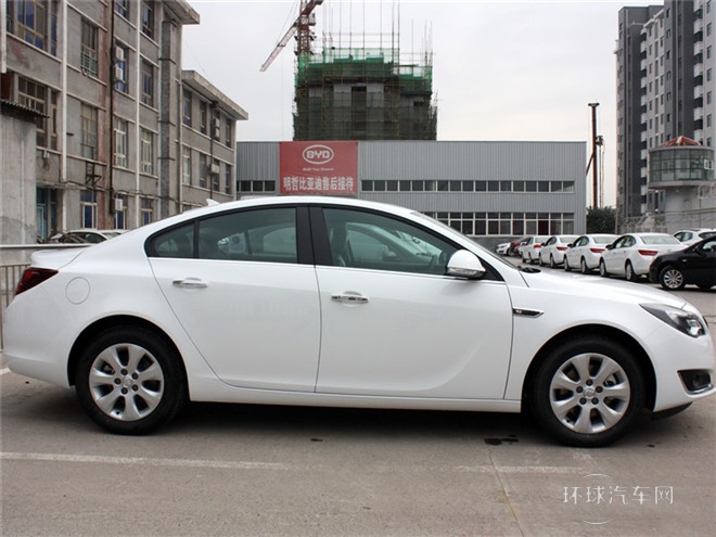2015款 1.6T 时尚技术型
