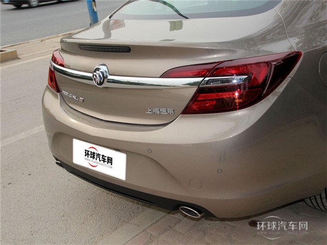 2015款 2.0L 精英时尚型