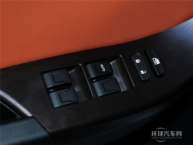 2015款 2.0L 手动智享型