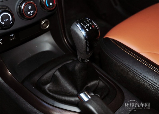 2015款 2.0L 手动智享型