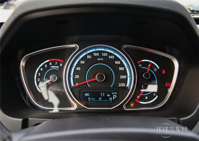 2015款 2.0L 手动智臻型