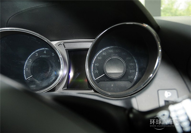 2015款 2.4L 自动两驱领先型 国V