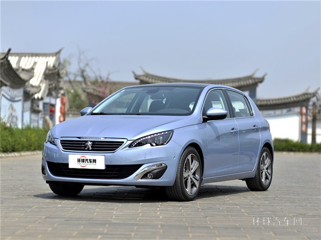 2015款 1.6T 自动睿驰版