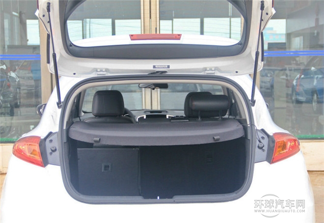 2015款 1.6L 手动尚酷型 国IV