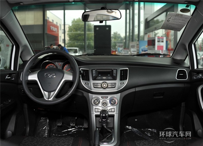 2015款 1.5L 手动黄钻版