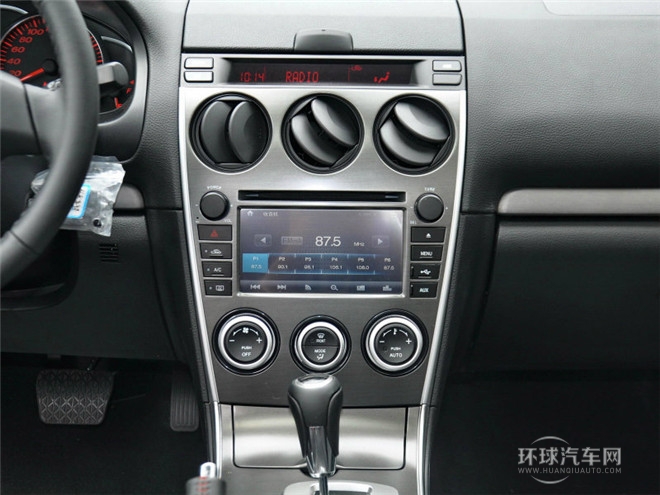 2015款 2.0L 自动超豪华型