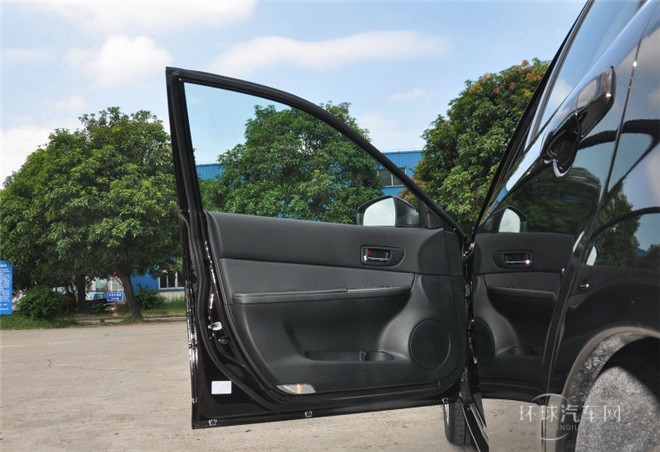 2015款 2.0L 自动超豪华型