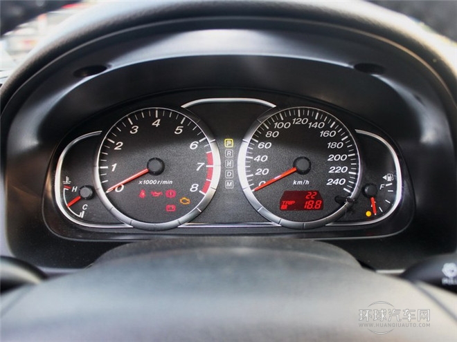 2015款 2.0L 自动豪华型