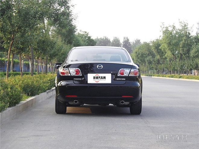 2015款 2.0L 自动豪华型
