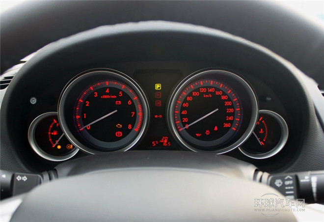 2015款 2.0L 自动豪华版