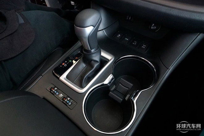 2015款 2.0T 四驱至尊版 7座