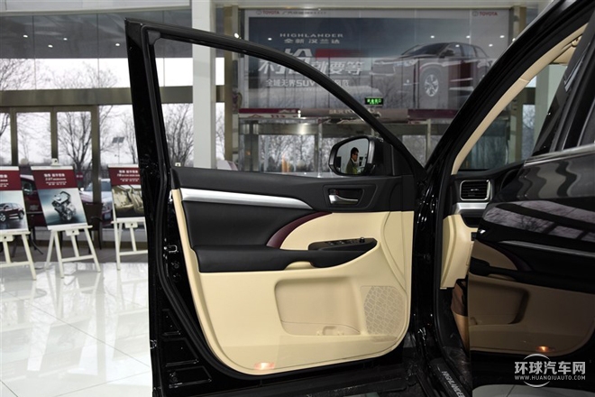 2015款 3.5L 四驱豪华版 7座