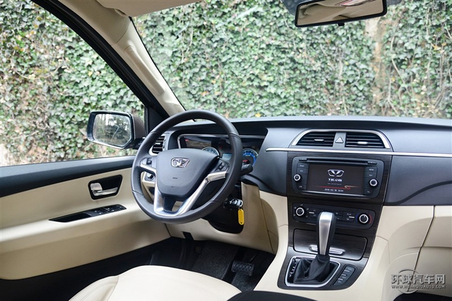 2015款 2.0T 自动豪华型