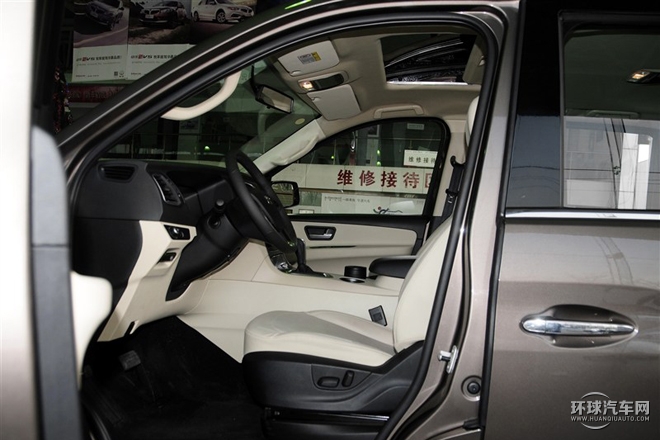 2015款 2.0T 自动豪华型