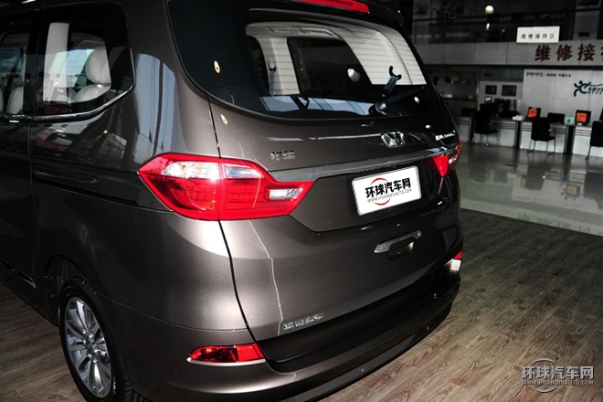 2015款 2.0T 自动豪华型