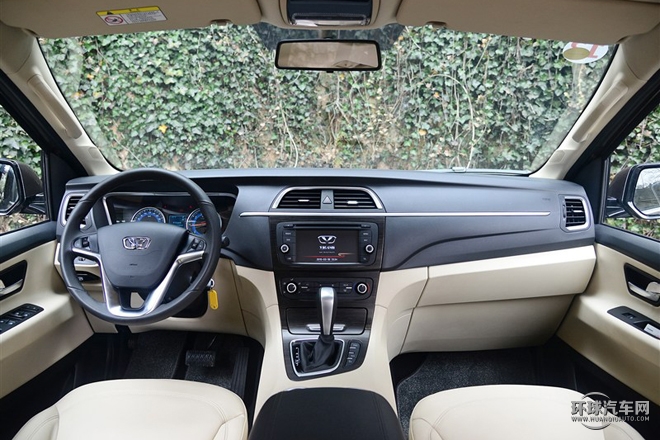 2015款 2.0T 自动旗舰型