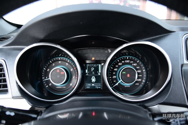 2015款 2.0T 自动豪华型