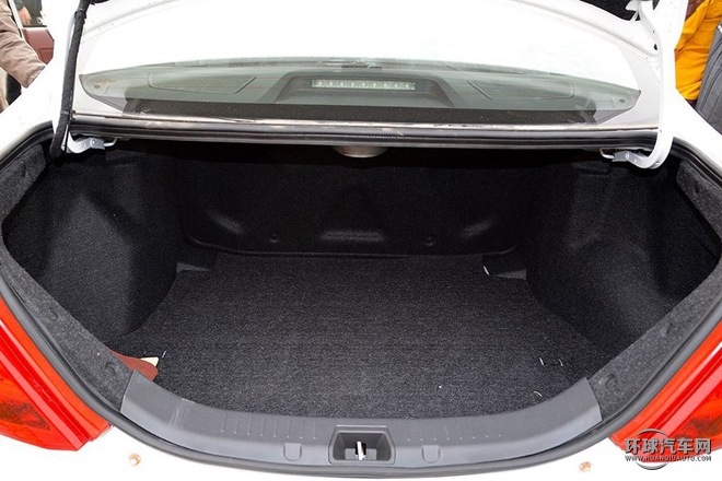 2015款 1.5L 自动旗舰型