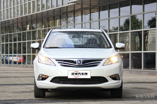 2015款 1.5T 自动运动尊贵型