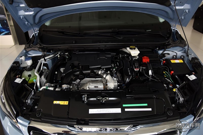 2015款 1.6T 自动劲驰版