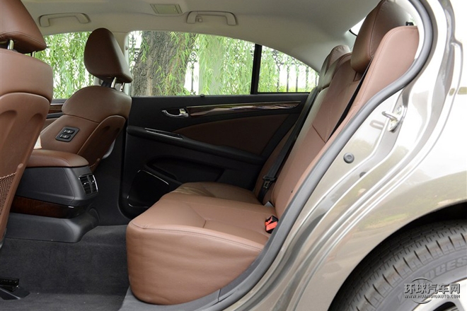 2015款 3.0L 豪华型