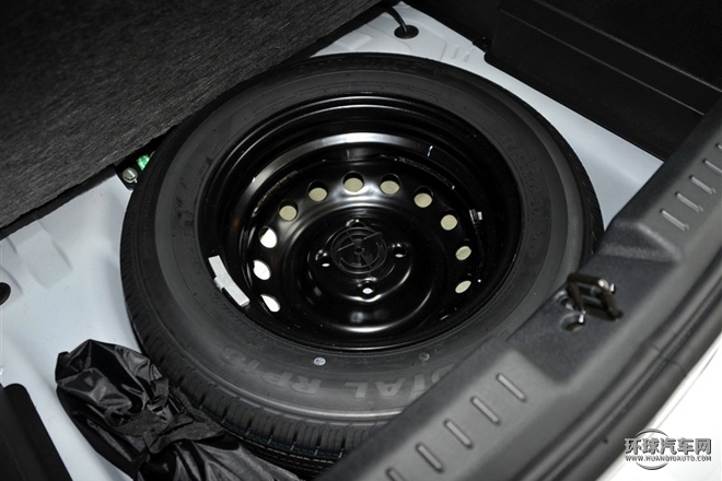 2015款 1.5L 手动蓝钻版