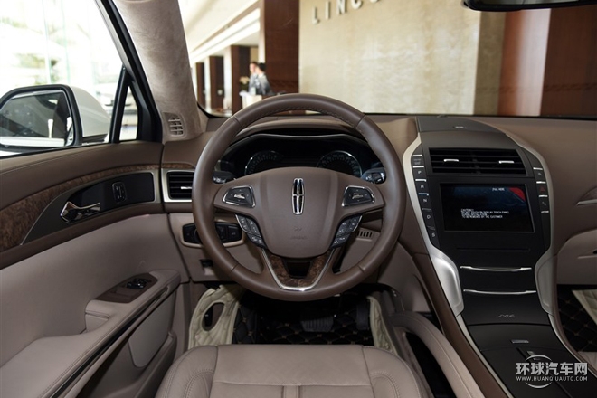 2015款 2.0T 总统系列