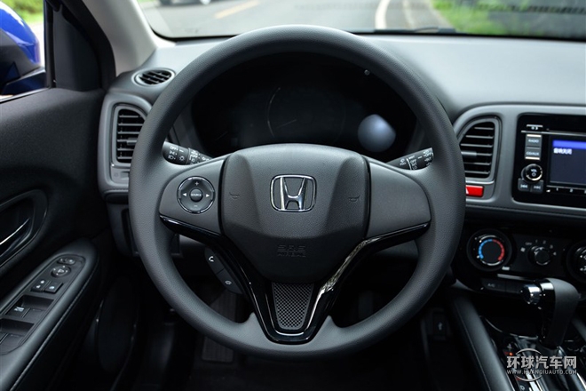 2015款 1.5L CVT两驱舒适型