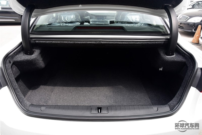 2015款 1.8T 豪华型