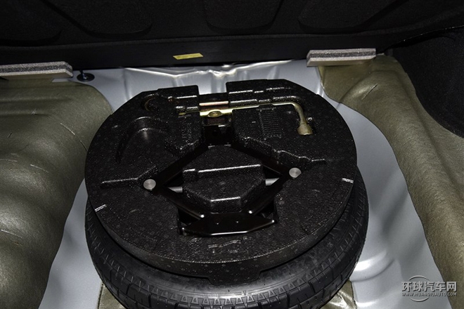 2015款 1.5L 手动经典型